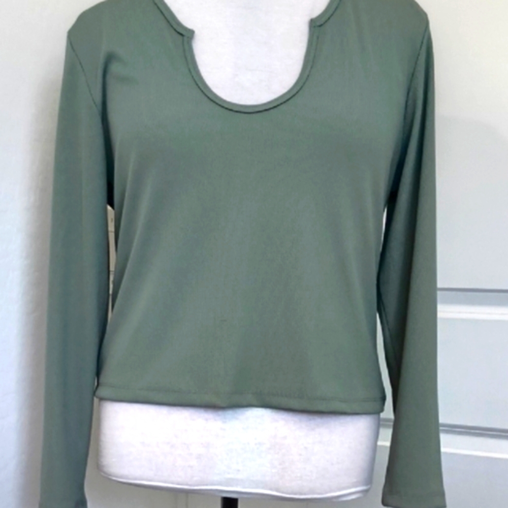 Rue 21 Plus Women's Green Long Sleeve Top Size 3X